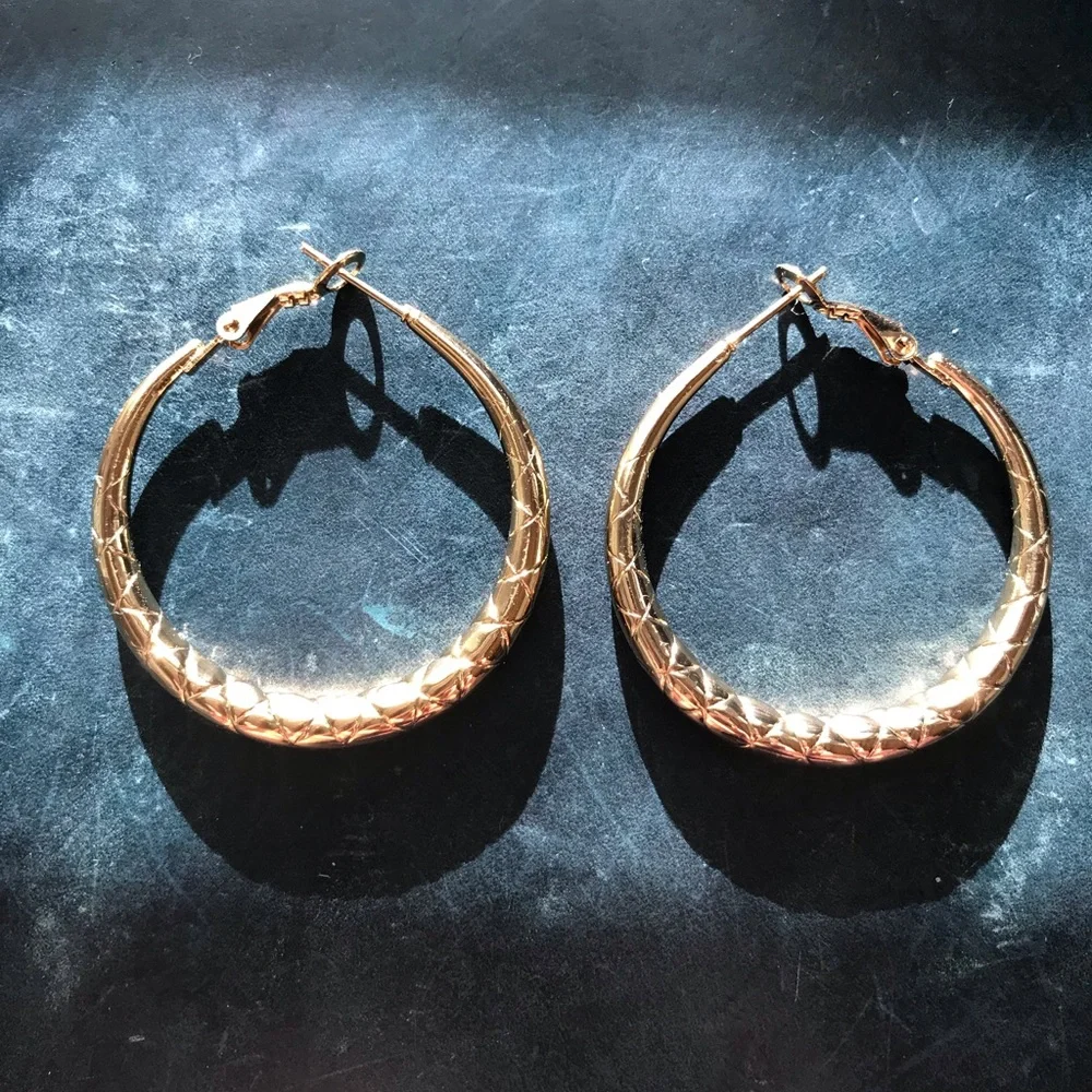 Textured Hoops - Picture 8 of 8